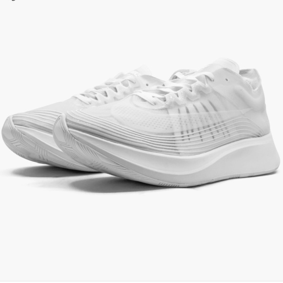 Nike Zoom Fly white running Sneaker - Picture 2 of 8